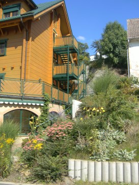 Architekten-und-Ingenieurleistungen-aus-Chemnitz-Sachsen/Bild:Neubau-Altenpflegeheim-Brigitte-als-mehrgeschossiges-Blockhaus-in-Hartha-Sachsen/Fotograf:Dipl.-Ing.-Andreas-Mller