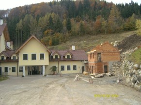 Planungsbro-Architekturbro-Bauplanungsbro-Ingenieurbro|Architekten-und-Ingenieurleistungen-aus-Chemnitz-Sachsen/Bild:Zubau-Radhaus-und-neuer-Empfangsbereich-Naturhotel-und-Seminarzentrum-Steinschaler-Drfl-in-Frankenfels-Niedersterreich/Fotograf:Dipl.-Ing.-Andreas-Mller