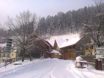 Bild-groß:Naturhotel-und-Seminarzentrum
Steinschaler-Dörfl
in-Frankenfels-Niederösterreich Architekten-und-Ingenieurleistungen-aus-Chemnitz-Sachsen/Bild:Naturhotel-und-Seminarzentrum-Steinschaler-Dörfl-in-Frankenfels-Niederösterreich/Fotograf:Dipl.-Ing.-Andreas-Müller