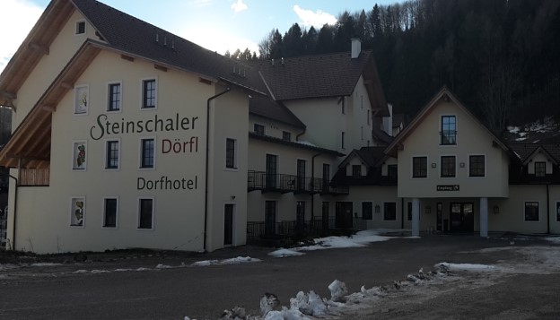 Architekten-und-Ingenieurleistungen-aus-Chemnitz-Sachsen/Bild:Naturhotel-und-Seminarzentrum-Steinschaler-Drfl-in-Frankenfels-Niedersterreich/Fotograf:Dipl.-Ing.-Andreas-Mller