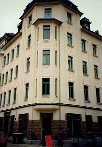 Architekten-und-Ingenieurleistungen-aus-Chemnitz/Bild:Denkmalschutzgerechte-Sanierung-historisches-Mehrfamilienwohnhaus-Ecke-Hainstrasse-Glockenstrasse-Chemnitz-Sachsen/Fotograf:Dipl.-Ing.-Andreas-Mller