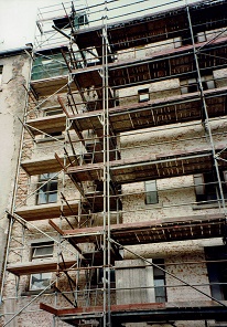 Architekten-und-Ingenieurleistungen-aus-Chemnitz/Bild:Denkmalschutzgerechte-Sanierung-historisches-Mehrfamilienwohnhaus-Zeissstrasse-Chemnitz-Sachsen/Fotograf:Dipl.-Ing.-Andreas-Mller