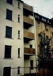 Architekten-und-Ingenieurleistungen-aus-Chemnitz/Bild:Denkmalschutzgerechte-Sanierung-historisches-Mehrfamilienwohnhaus-Zeissstrasse-Chemnitz-Sachsen/Fotograf:Dipl.-Ing.-Andreas-Mller