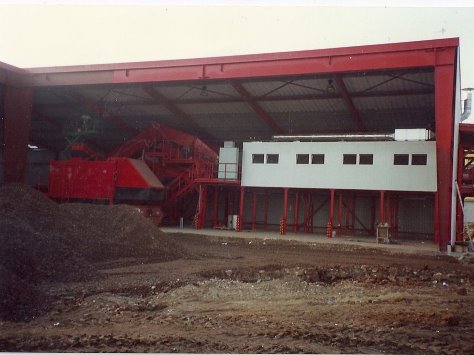 Architekten-und-Ingenieurleistungen-aus-Chemnitz-Sachsen/Bild:Bauschutt-und-Baumll-Sortieranlage-Forger-Hirsch-in-Chemnitz-Gewerbegebiet-Kalkstrae/Fotograf:Dipl.-Ing.-Andreas-Mller